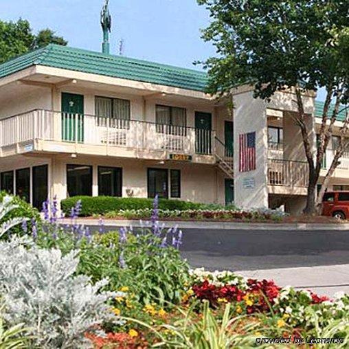 Masters Inn Atlanta - Doraville At I-85 & 285 Bagian luar foto